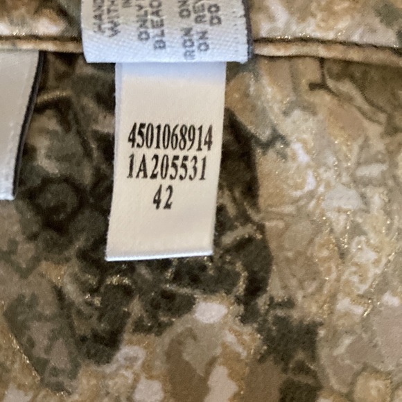 Chico's Zenergy Size 2=Medium Neema
Marissa Python print green & cream vest - Picture 10 of 14